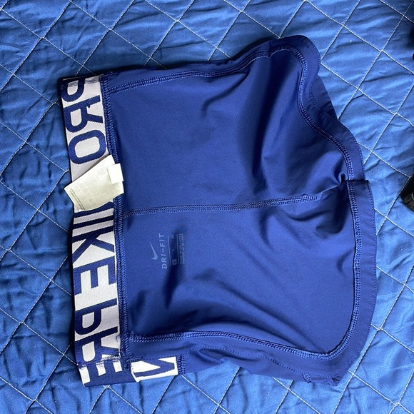 Blue shorts Xavier - Picture 3 of 3